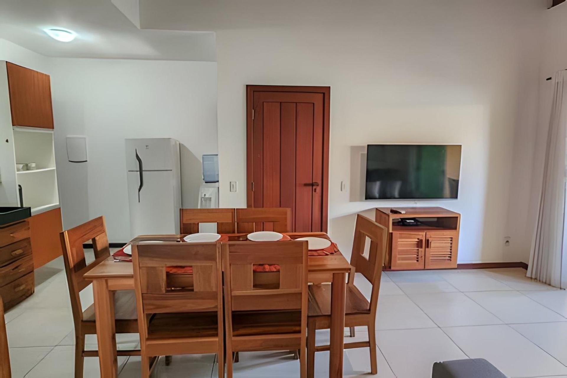 Casa de férias Taperapuan Apartment: Beachside Retreat With Pool And Bbq Porto Seguro