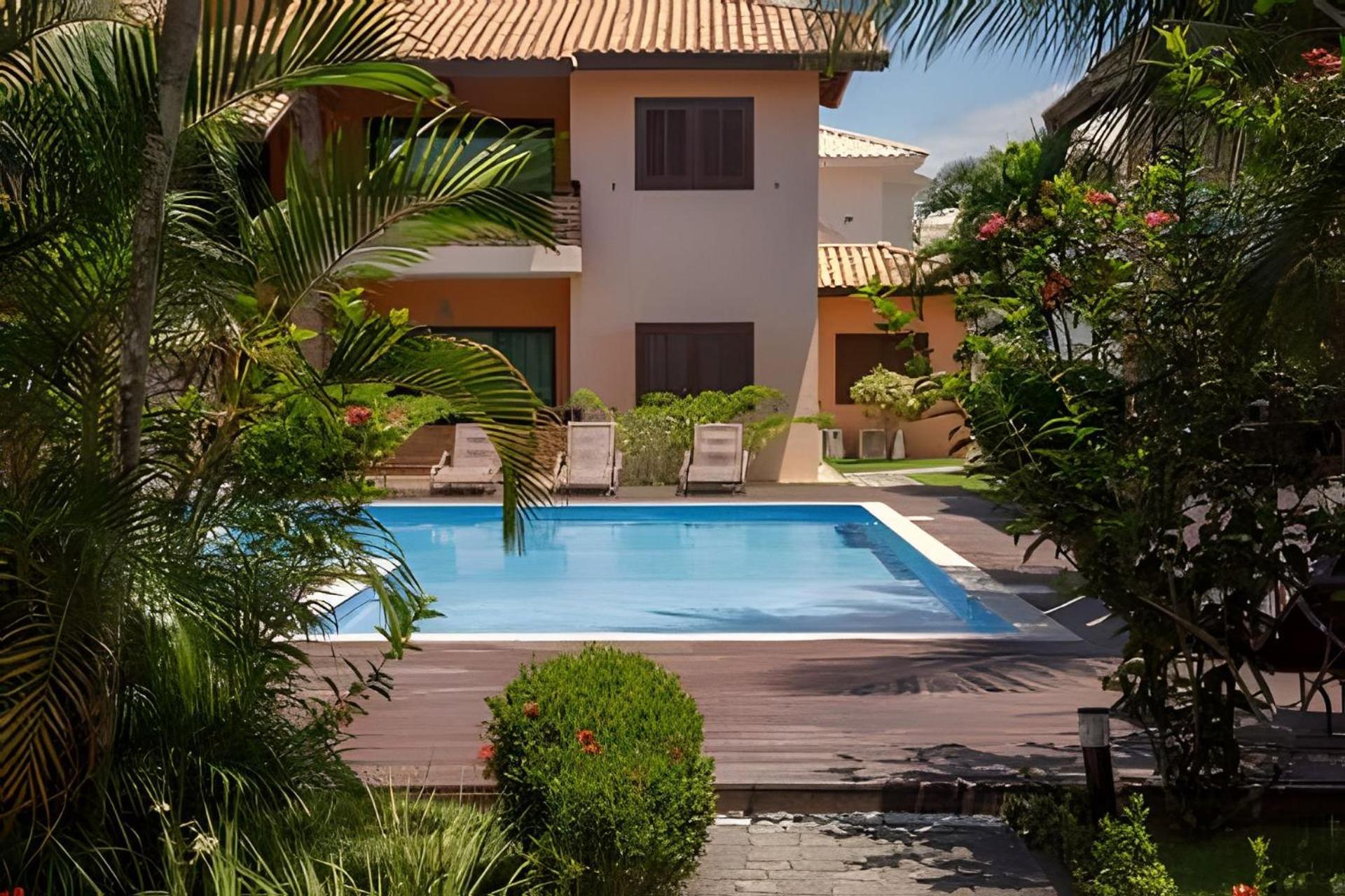 Taperapuan Apartment: Beachside Retreat With Pool And Bbq Porto Seguro