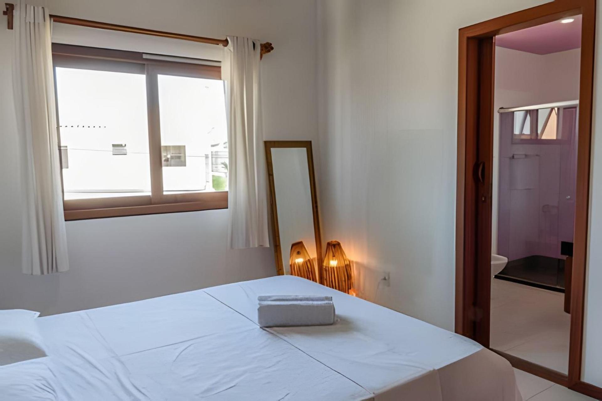 Casa de férias Taperapuan Apartment: Beachside Retreat With Pool And Bbq